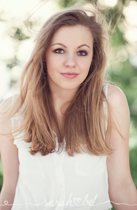 sarah bel | F-R-I-E-N-D-S